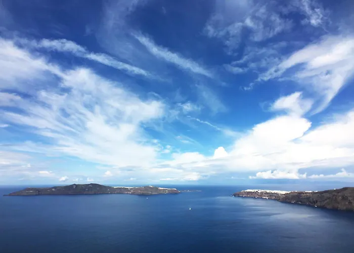  in Imerovigli (Santorini)