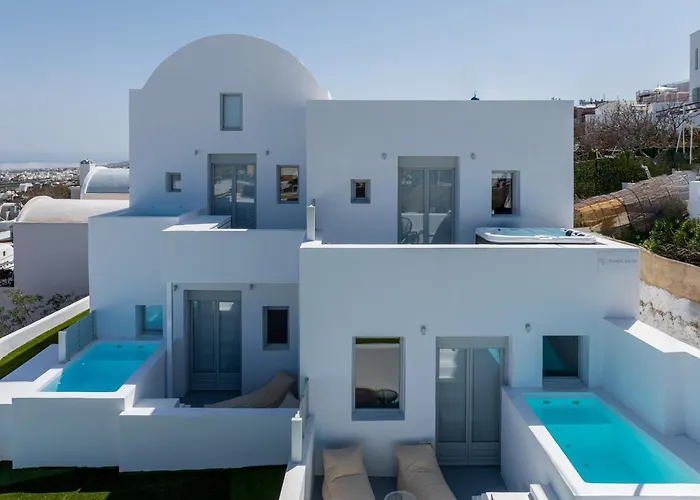  in Fira (Santorini)