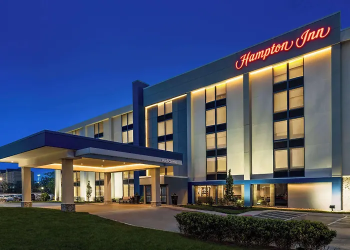 Wheeling Hotels With Jacuzzi in Room