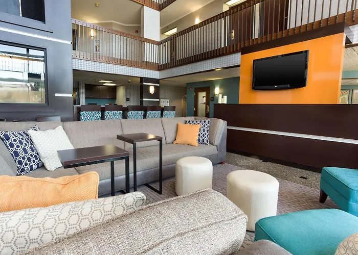 Winston-Salem Hotels With Jacuzzi in Room
