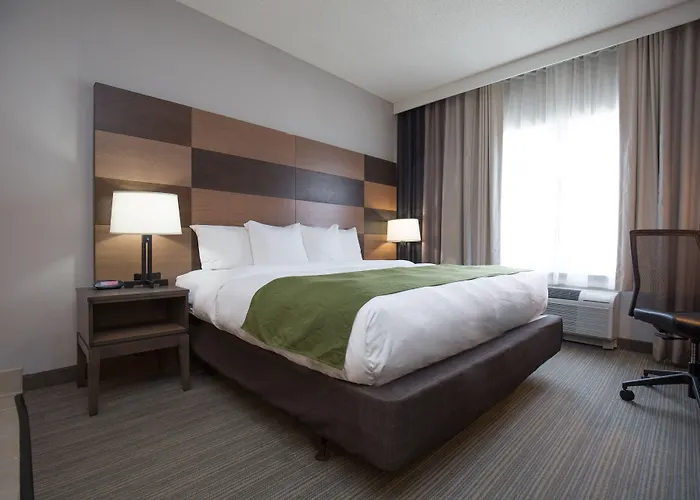 Boone Hotels With Jacuzzi in Room